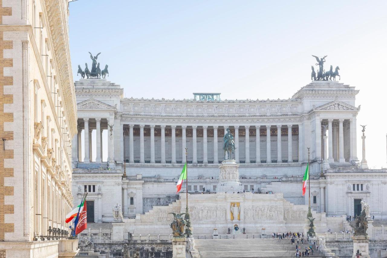 Amazing Vista Piazza Venezia Apartment Rome Exterior photo